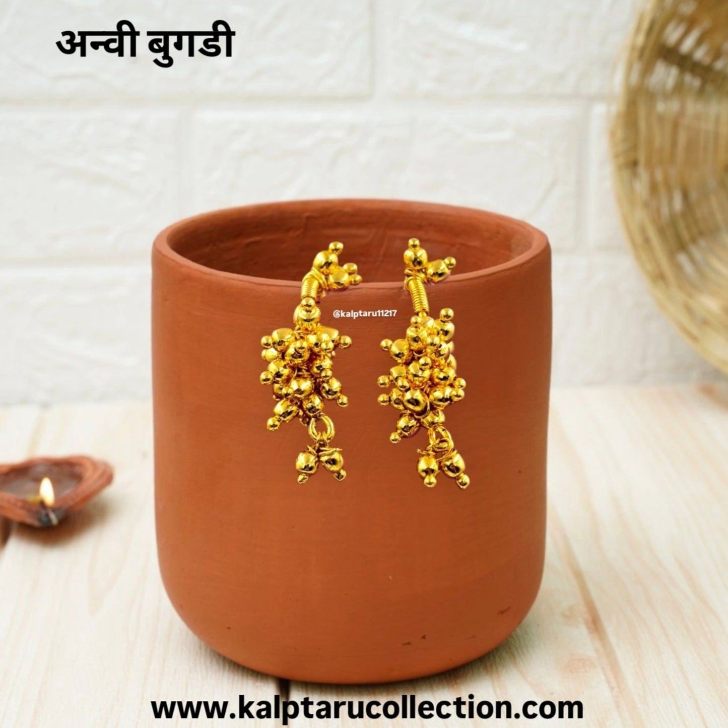 Maharashtrian Anvi Bugadi perfect for gifting and family gatherings-Kalptaru Collection