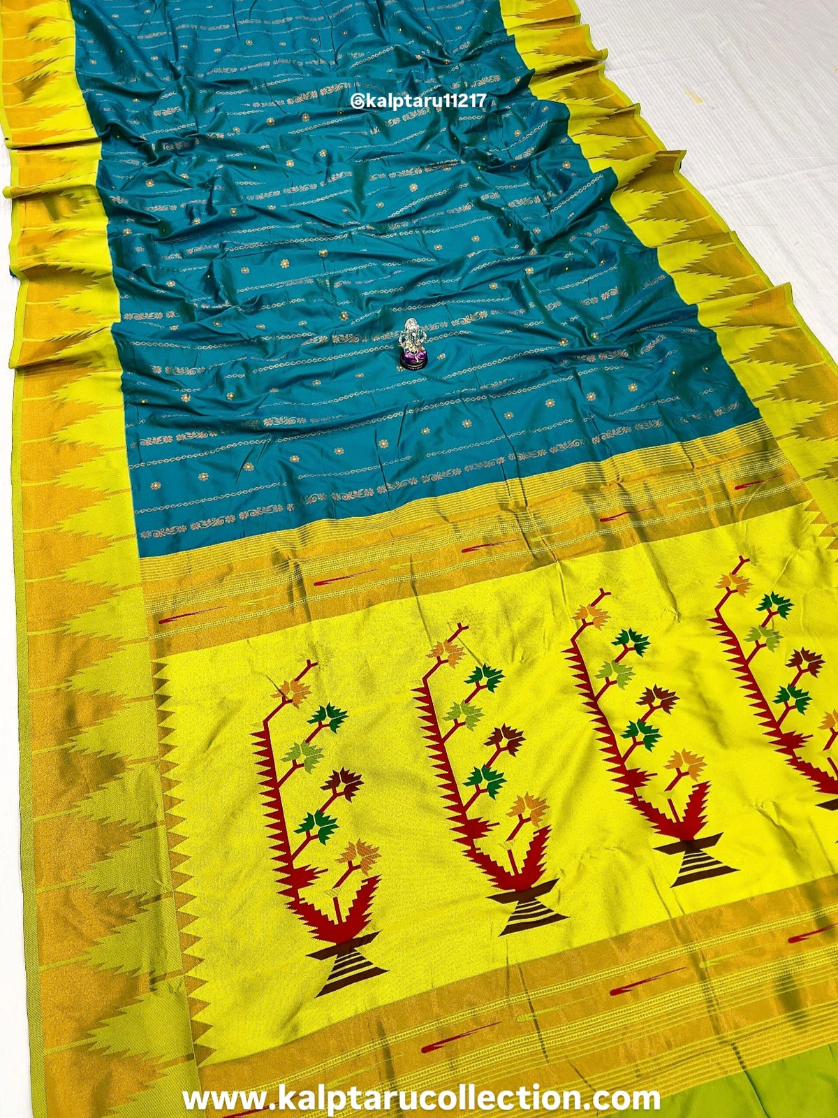 Peacock-Blue-Parrot-Green Temple Irkal Paithani Saree For Women By Kalptaru Collection