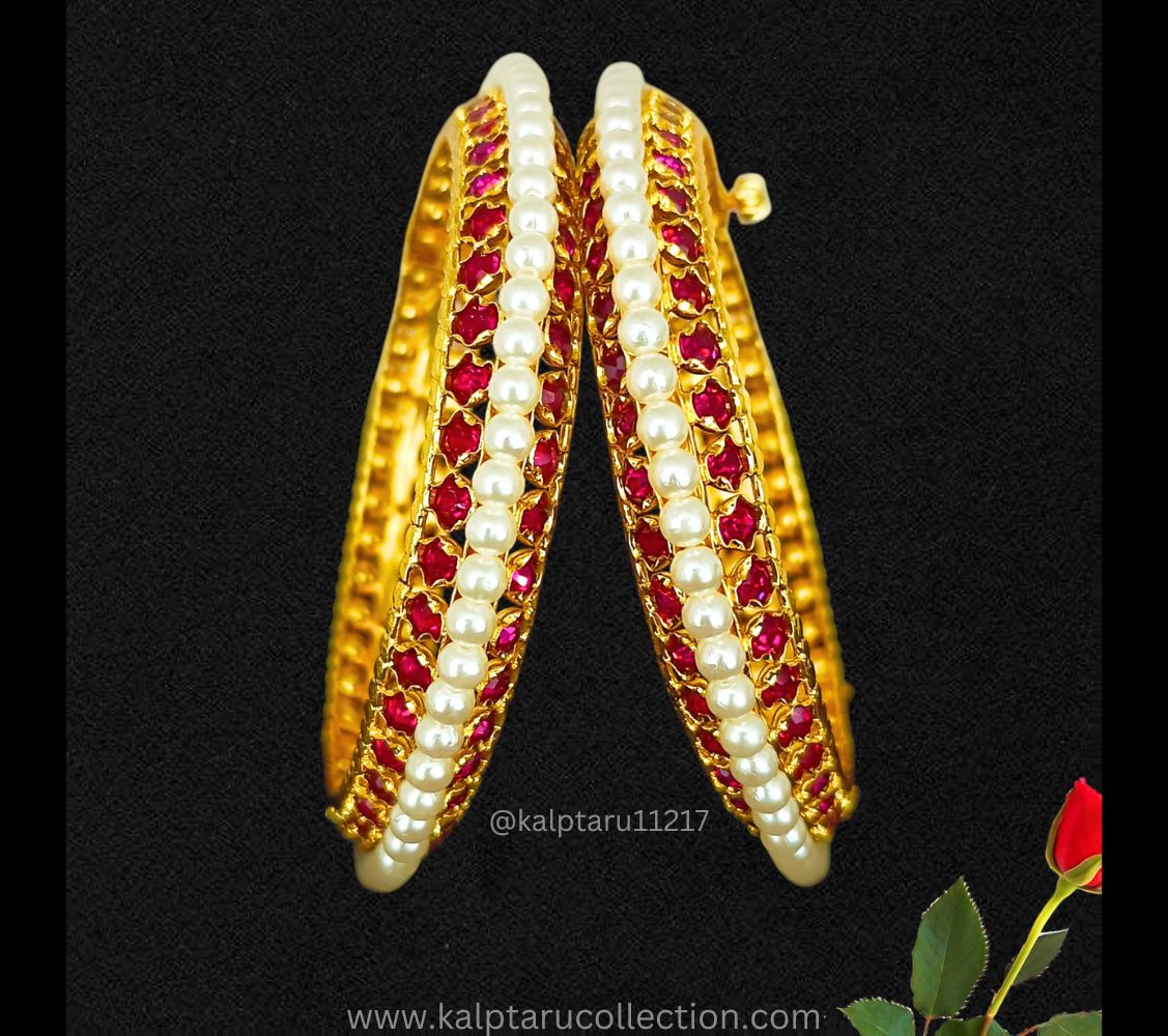 Maharashtrian Bride Jewellery Set – Kalptaru Collection Tode Bangles.